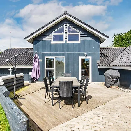 10 Person In Juelsminde-by Traum